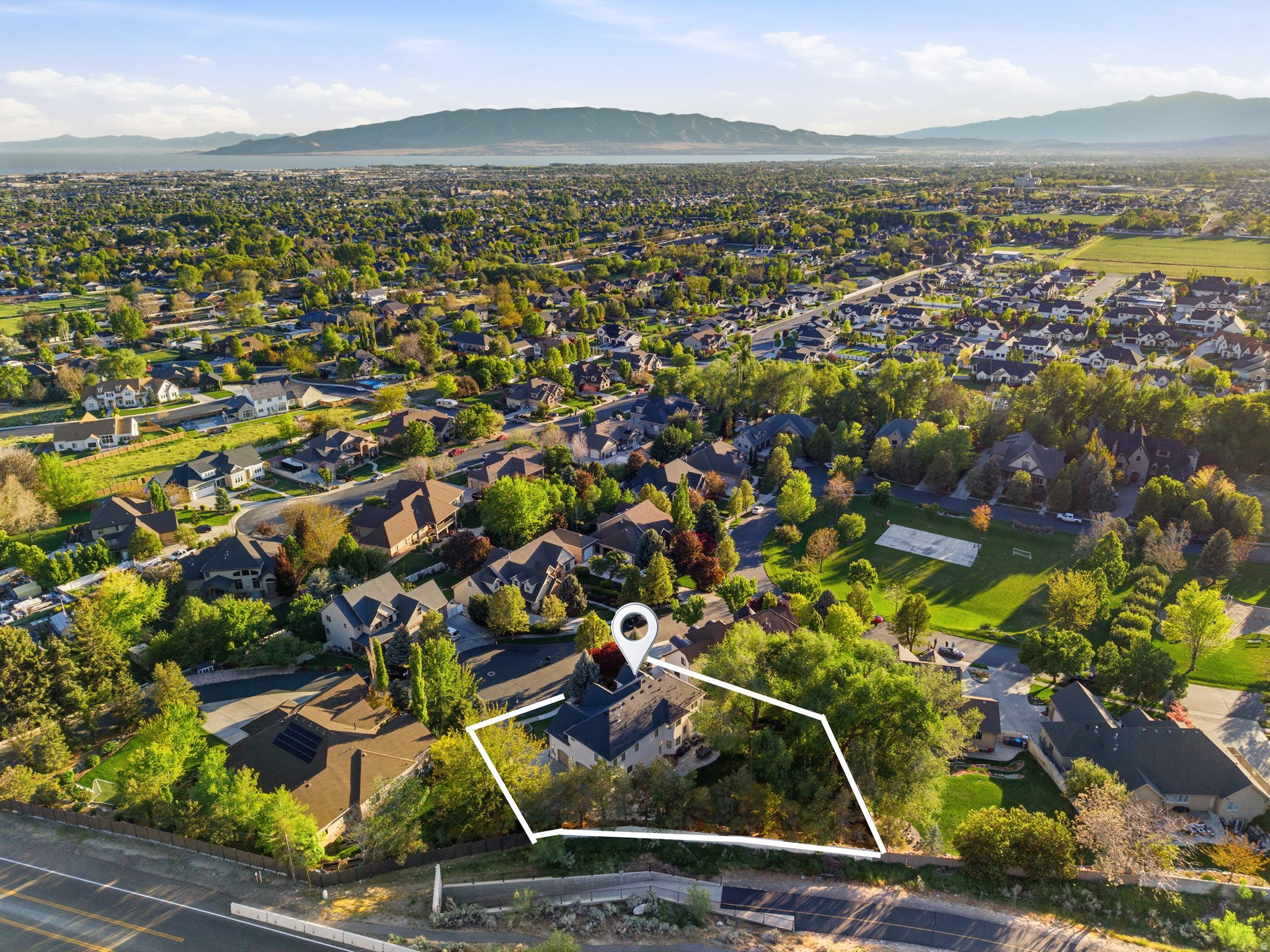 CREEKSIDE AT ASPEN GROVE - Residential