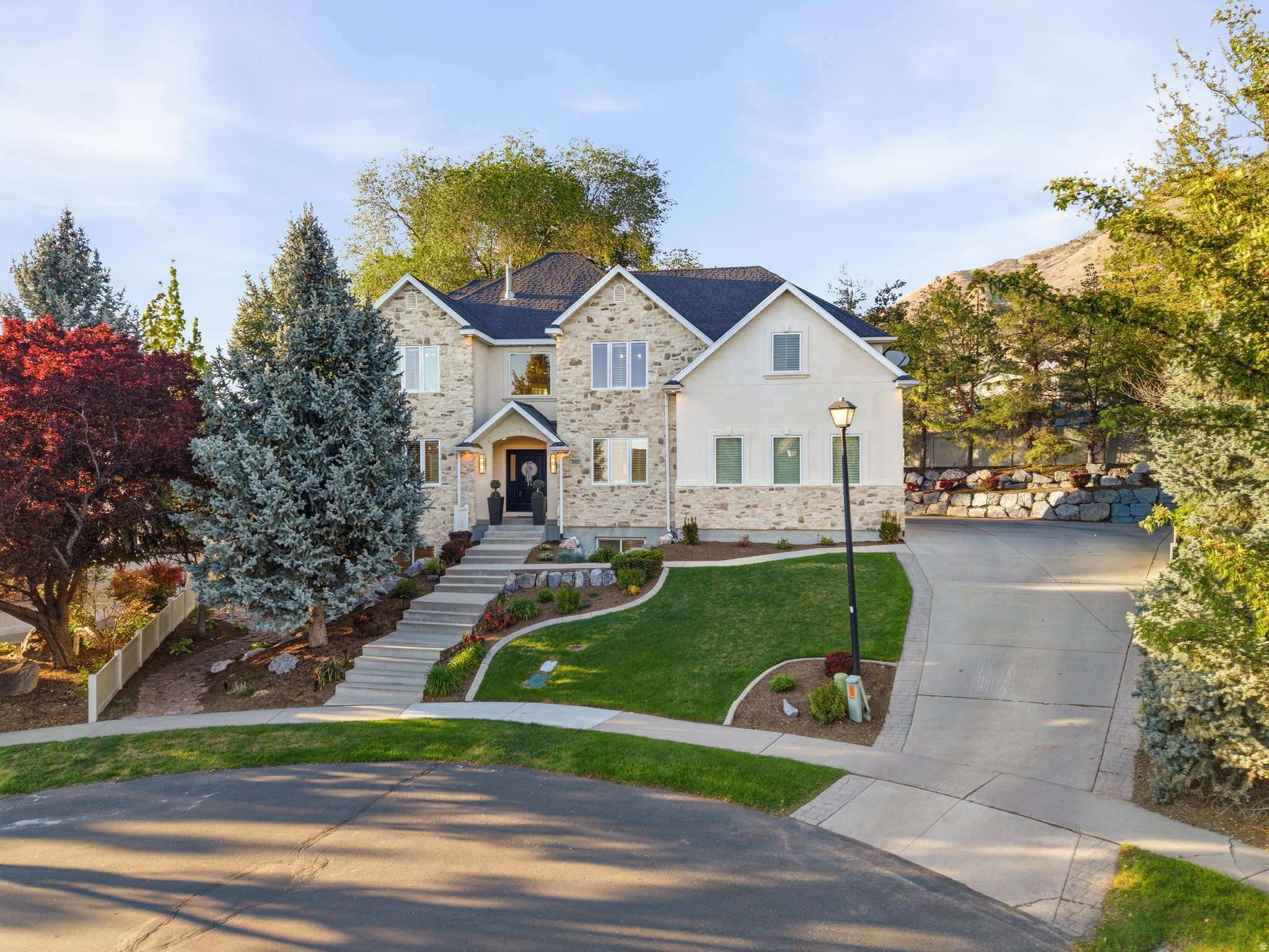 CREEKSIDE AT ASPEN GROVE - Residential