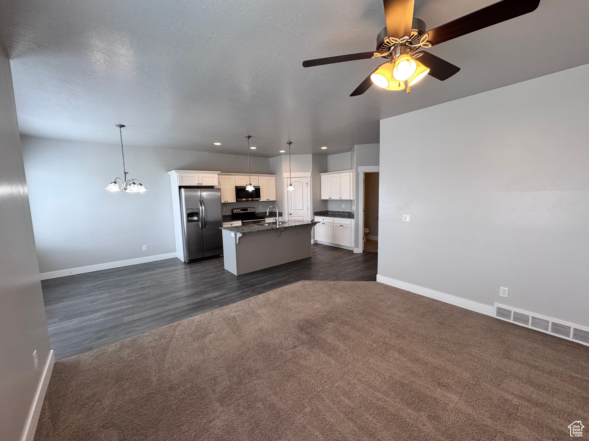 SHADOW RUN - Residential Lease