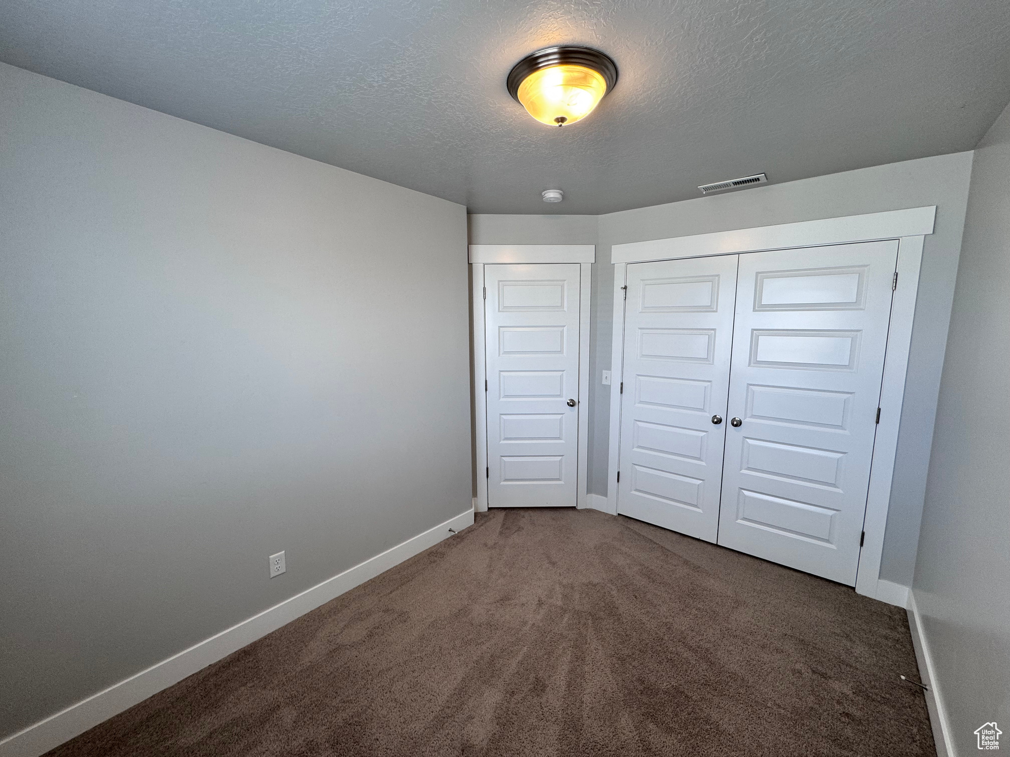 SHADOW RUN - Residential Lease