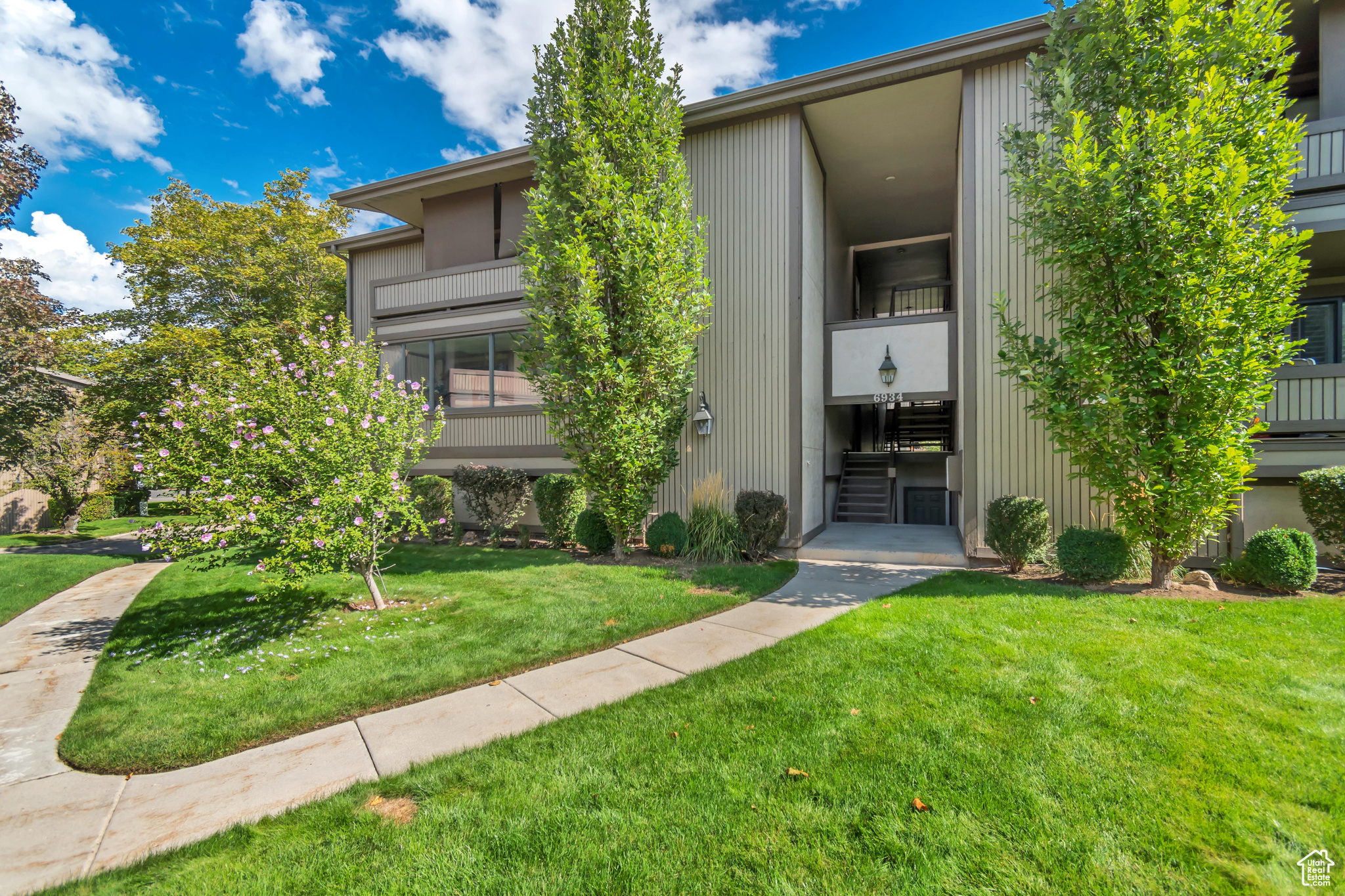 MEADOWS - Residential