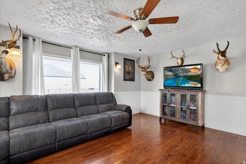 Tiny photo for 4608 S 6300 W, Hooper, UT 84315 (MLS # 2145551)
