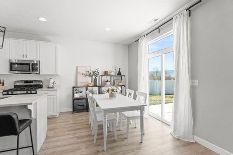 Tiny photo for 474 S 340 W, American Fork, UT 84003 (MLS # 2144250)