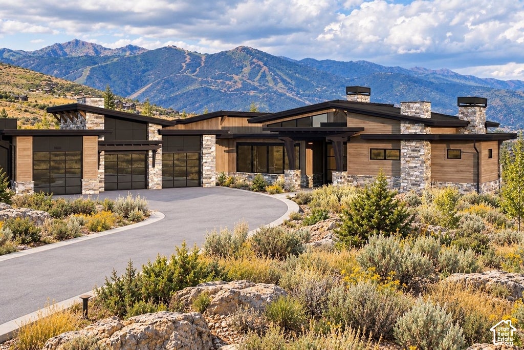 Photo of 6697 N TWILIGHT STAR CIR, Kamas, UT 84036 (MLS # 2192034)