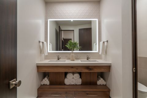 Tiny photo for 3550 S CYPRESS POINT RD, Hurricane, UT 84737 (MLS # 2126145)