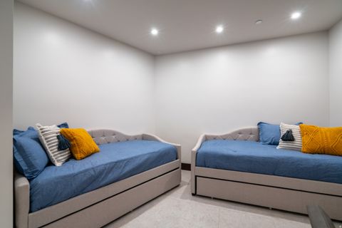 Tiny photo for 3550 S CYPRESS POINT RD, Hurricane, UT 84737 (MLS # 2126145)