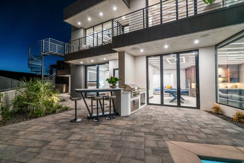 Tiny photo for 3550 S CYPRESS POINT RD, Hurricane, UT 84737 (MLS # 2126145)