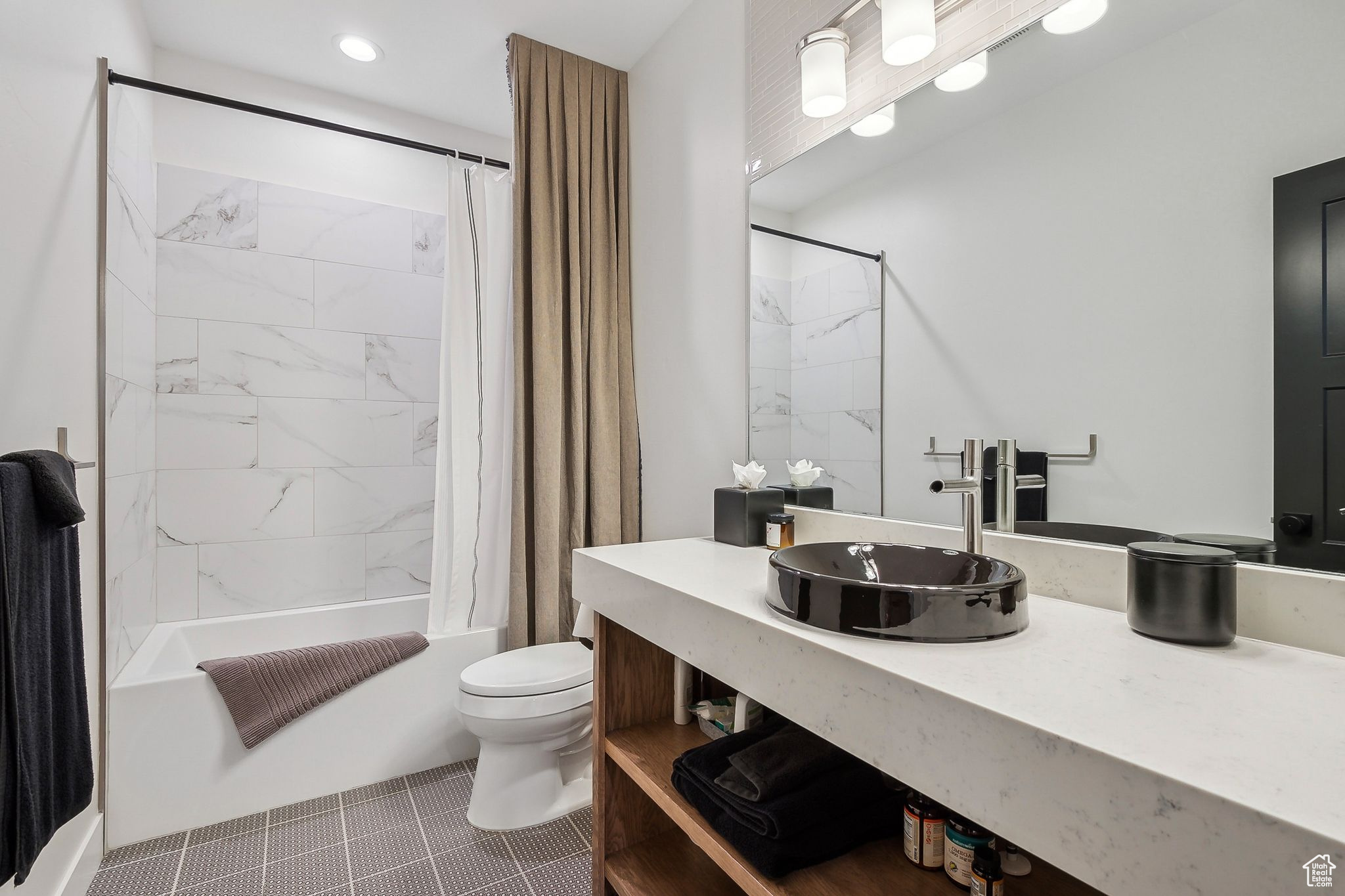 DEER WATERS RESORT - Residential