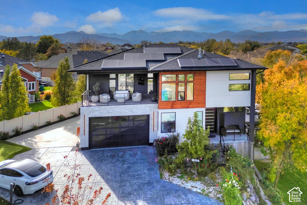 Photo of 1357 W MIDAS POINT CV, Riverton, UT 84065 (MLS # 2193224)