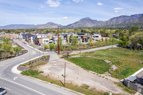 Tiny photo for 1990 E ARBOR LN, Holladay, UT 84117 (MLS # 2150513)