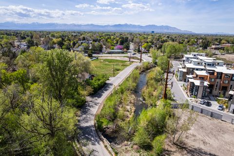 Tiny photo for 1990 E ARBOR LN, Holladay, UT 84117 (MLS # 2150513)