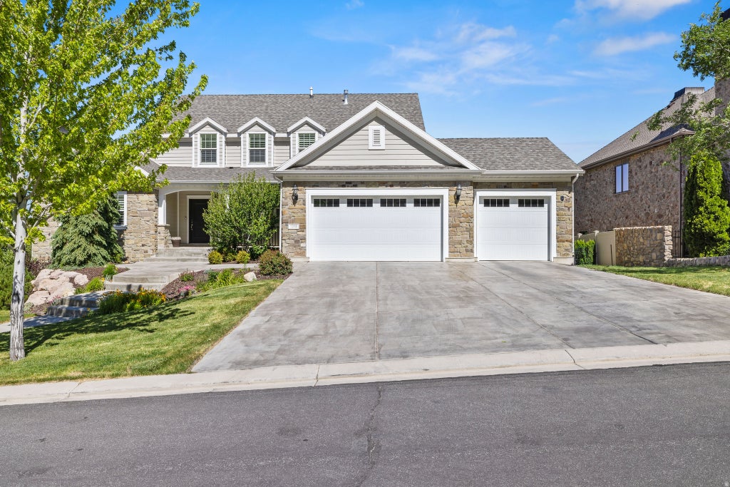 Photo of 12044 S MILONA DR, Draper, UT 84020 (MLS # 2163992)