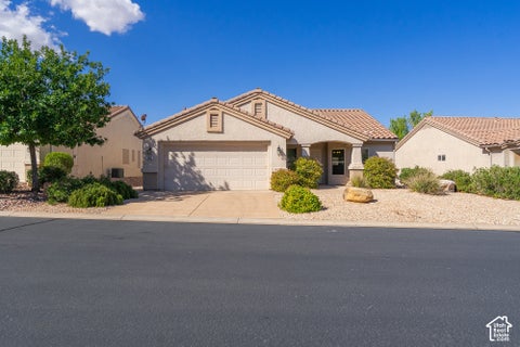 Photo of 4362 S SHERWOOD DR, Saint George, UT 84790 (MLS # 2190299)