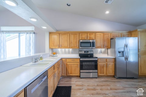 Tiny photo for 4362 S SHERWOOD DR, Saint George, UT 84790 (MLS # 2190299)