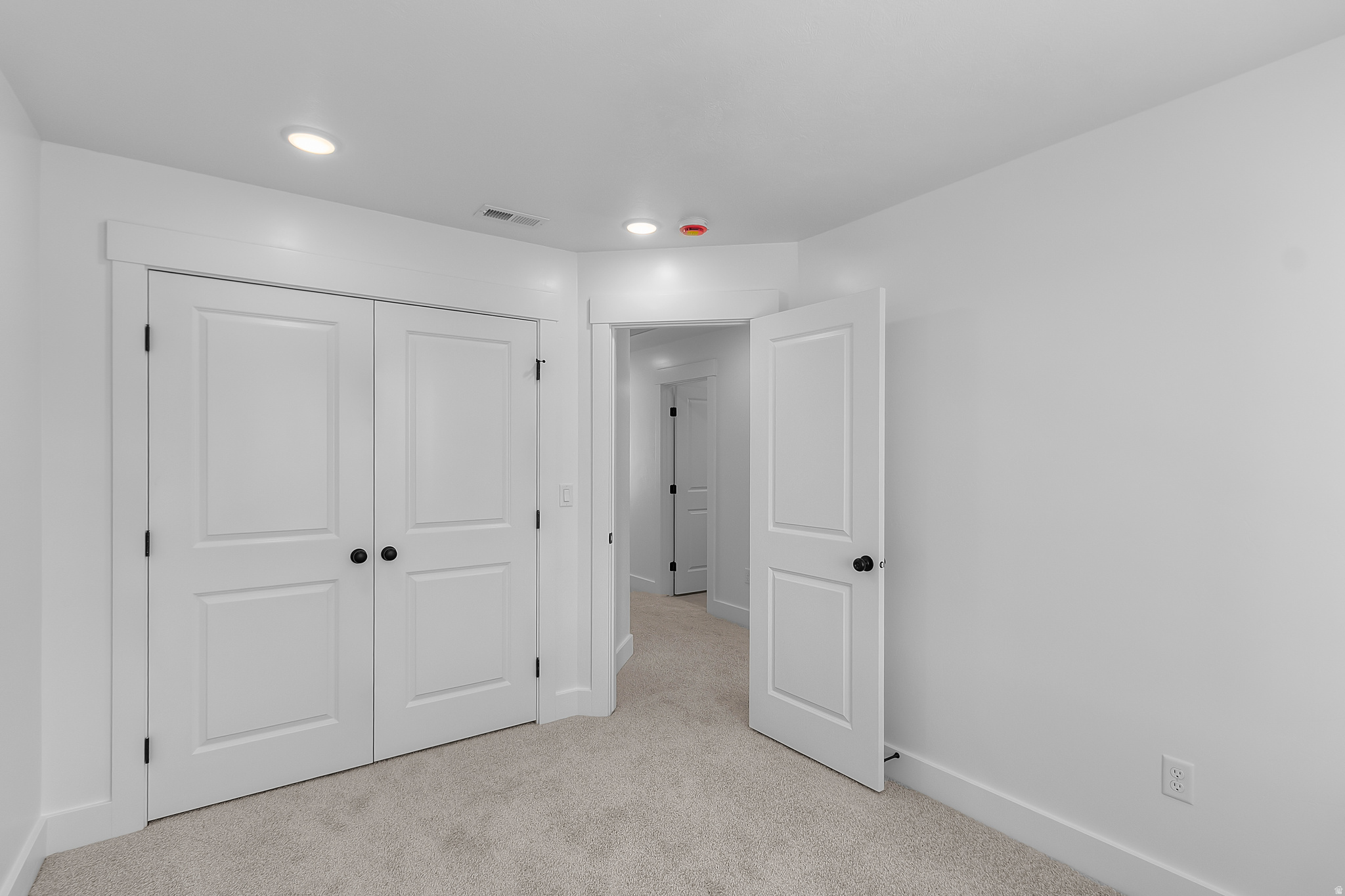 RIVERGATE - Residential