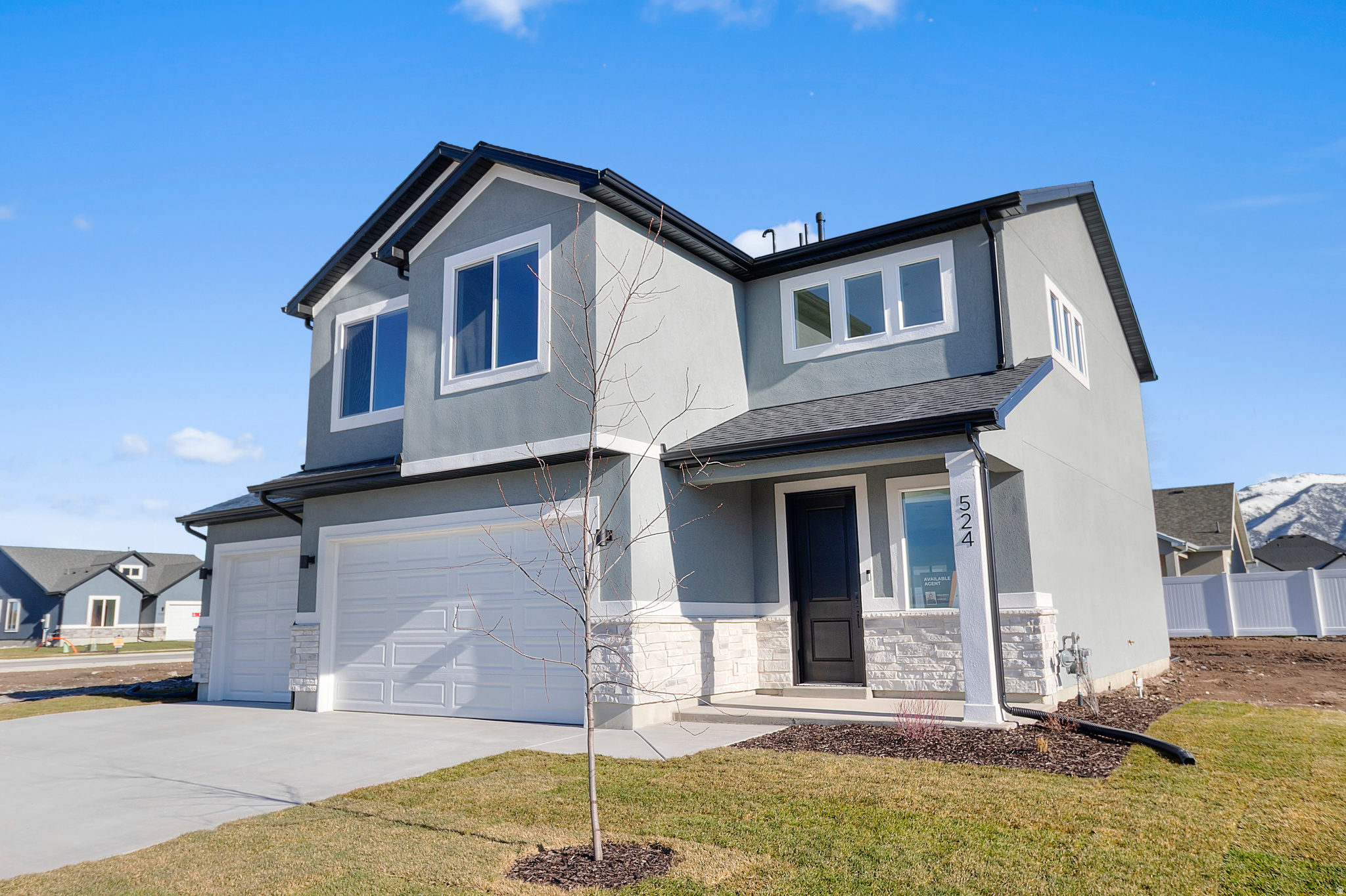 RIVERGATE - Residential