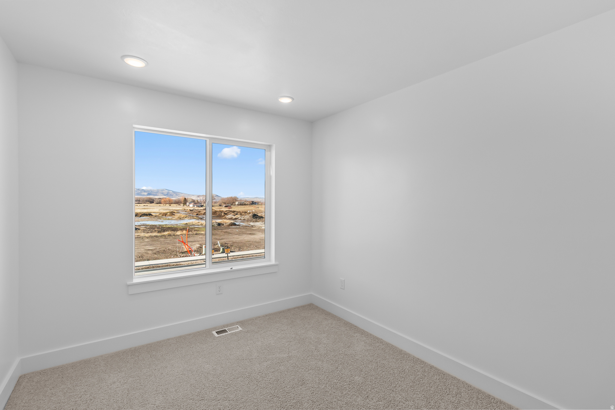 RIVERGATE - Residential