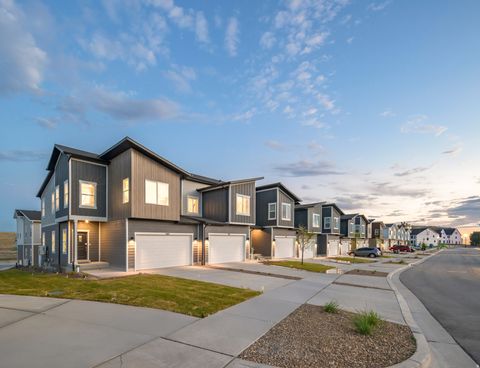 Photo of 1457 W BRIGHT EYES LN #1505, Saratoga Springs, UT 84045 (MLS # 2147308)