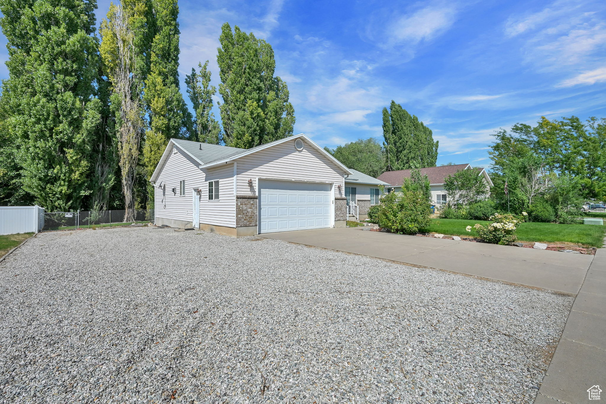 SUNRISE PARK - Residential