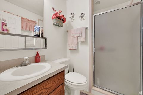 Tiny photo for 1121 N 900 W, Clinton, UT 84015 (MLS # 2109574)