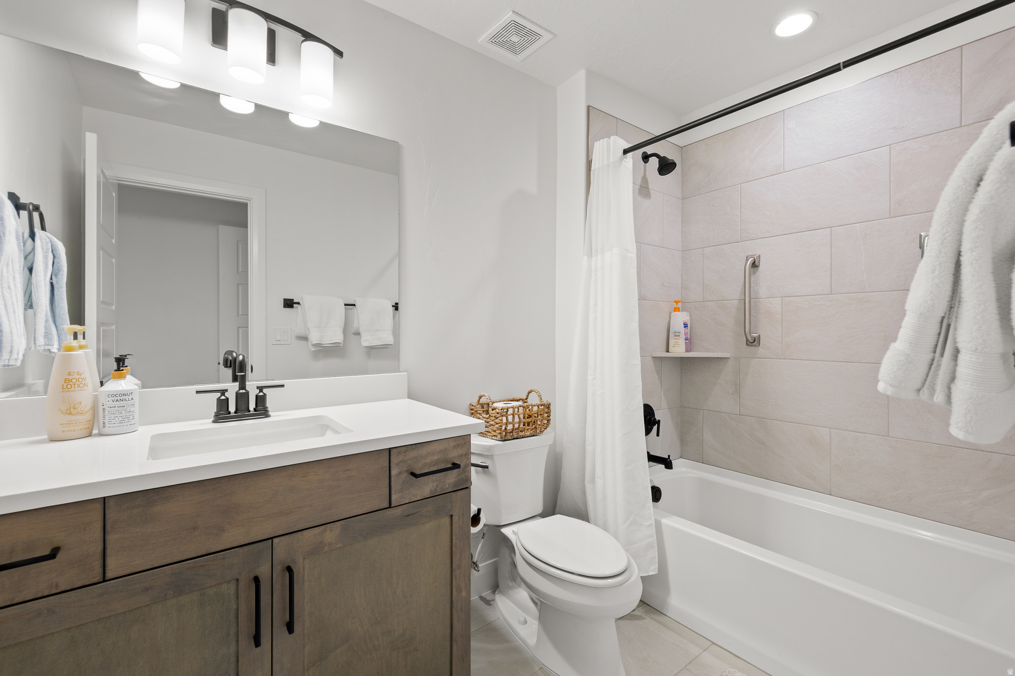 ESCONDIDO AT SIENNA HILLS PH 2 - Residential Income