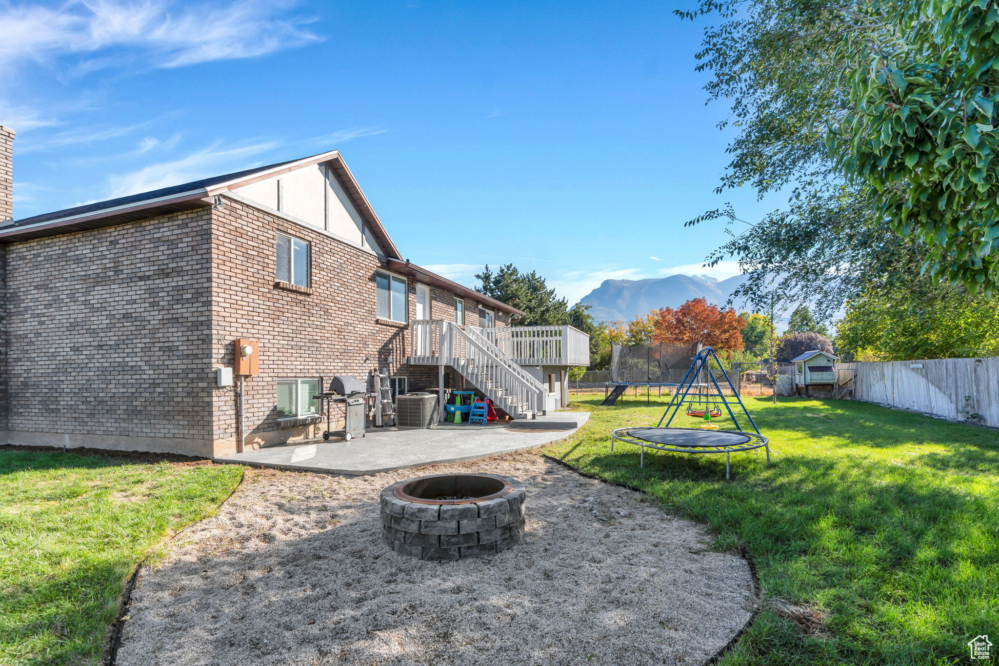 PEBBLEWOOD - Residential