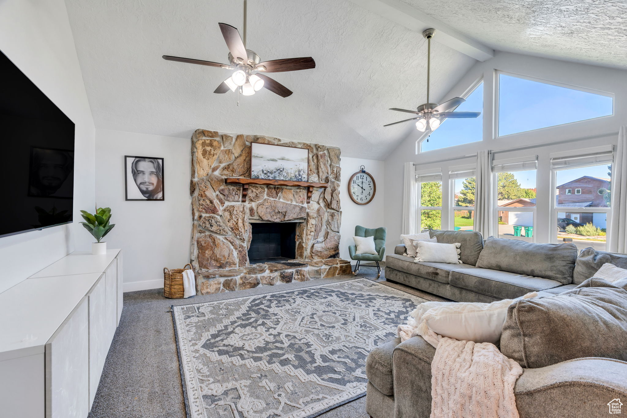 PEBBLEWOOD - Residential
