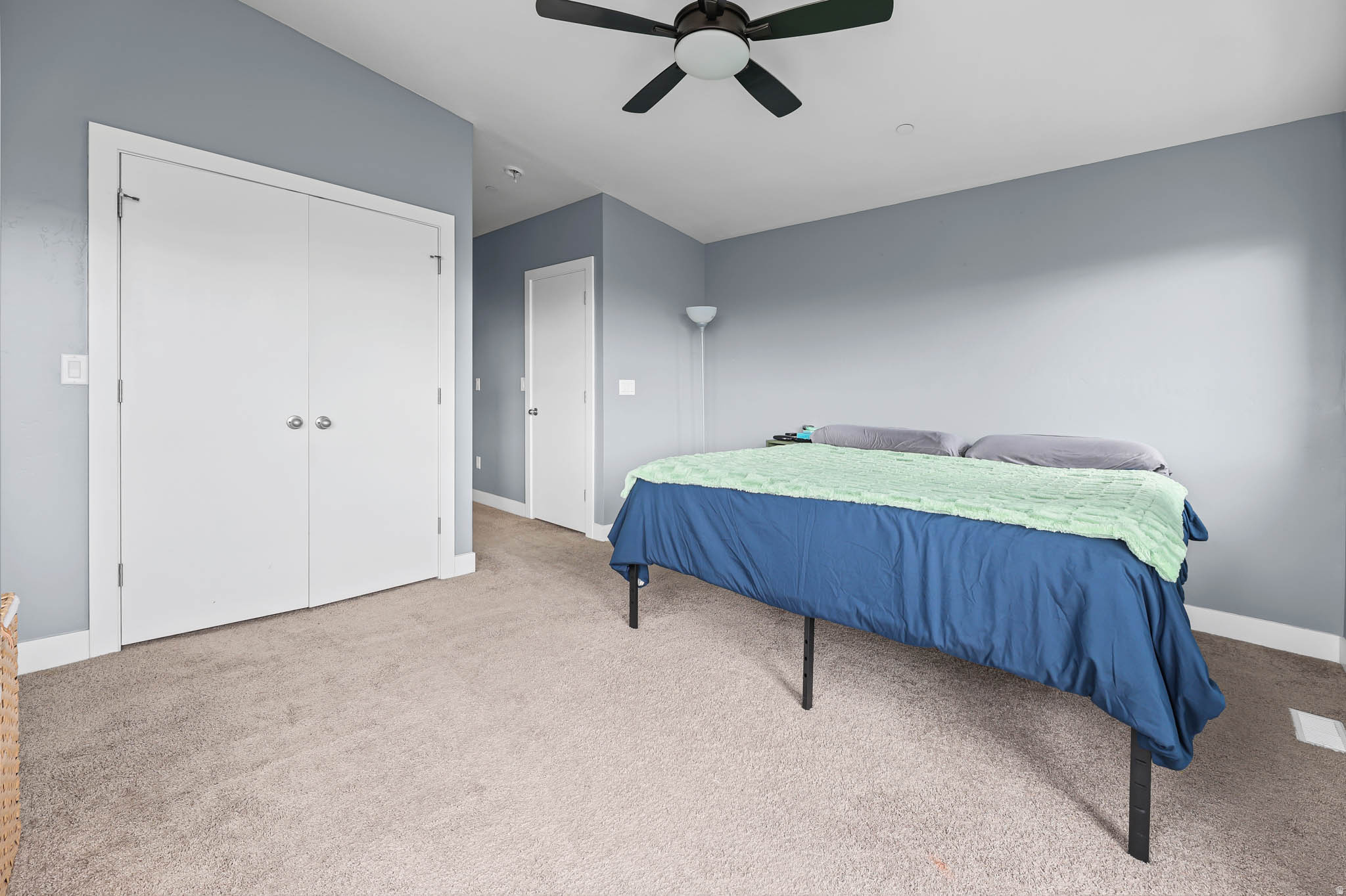 ROOFTOPS AT 78 HUNDRED TOWNHOMES - Residential Lease