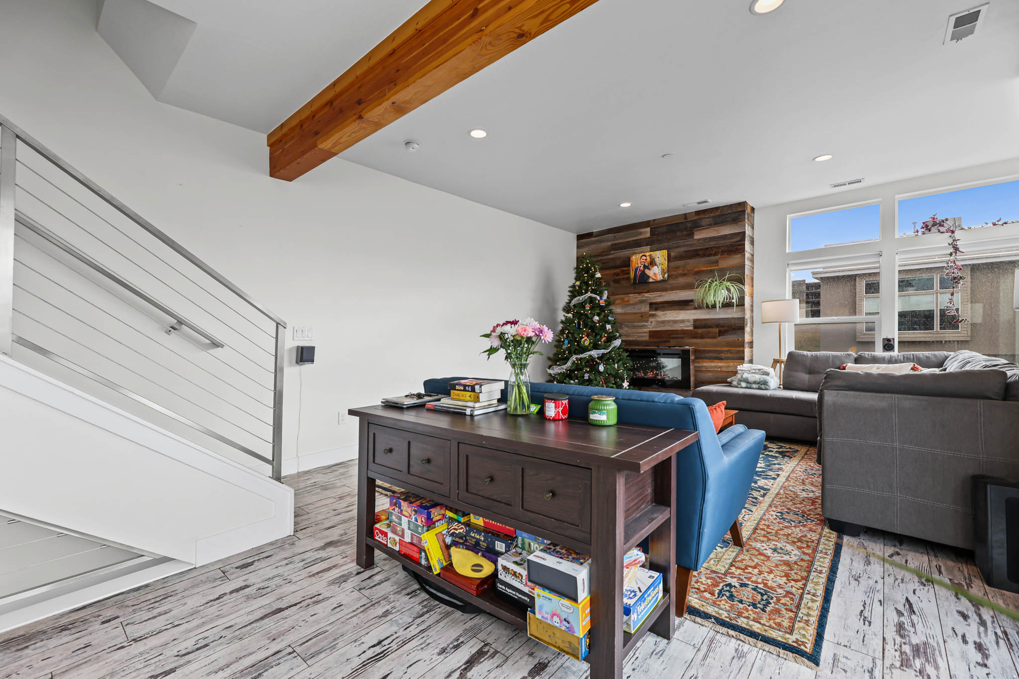 ROOFTOPS AT 78 HUNDRED TOWNHOMES - Residential Lease