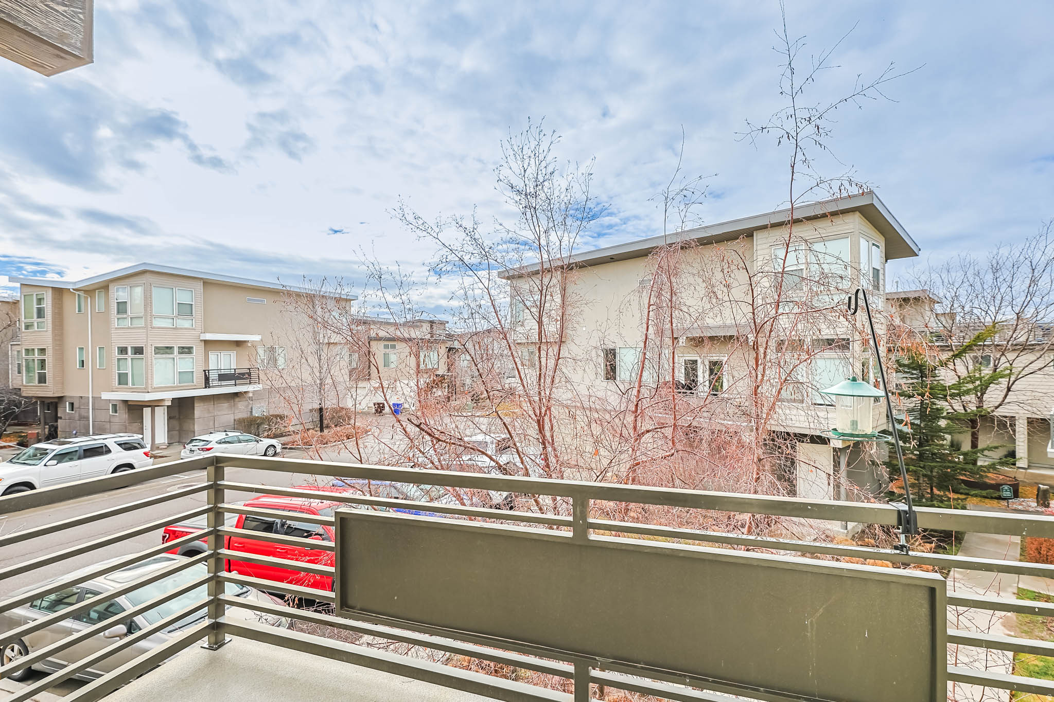 ROOFTOPS AT 78 HUNDRED TOWNHOMES - Residential Lease