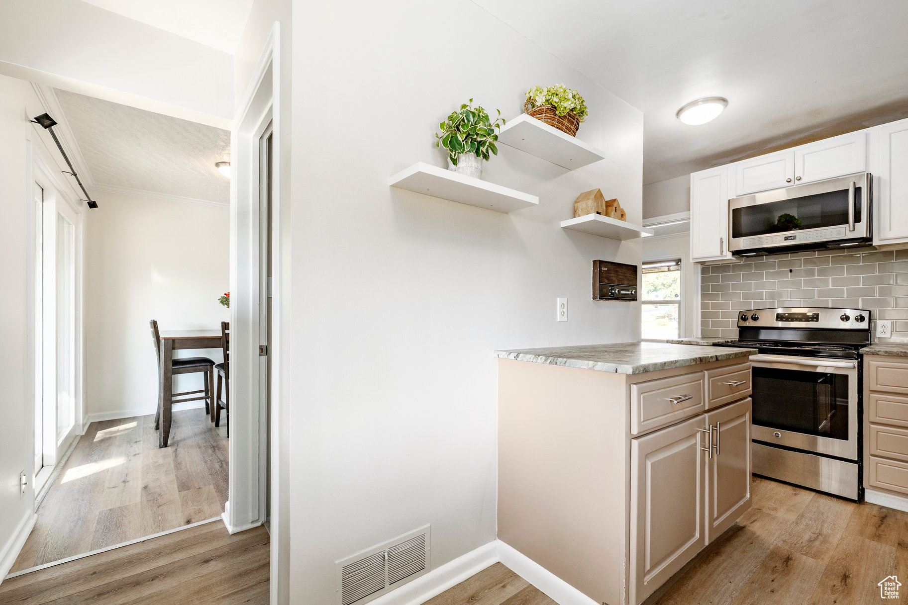 MAYFAIR - Residential
