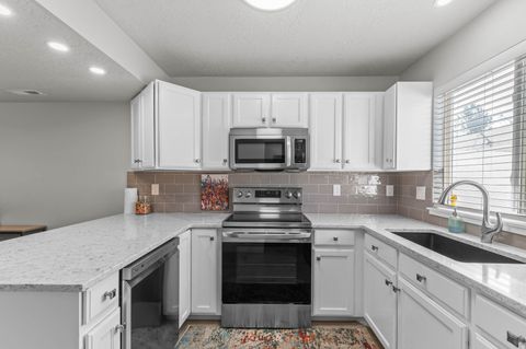 Tiny photo for 2718 S CENTERBROOK DR, West Valley City, UT 84119 (MLS # 2140248)