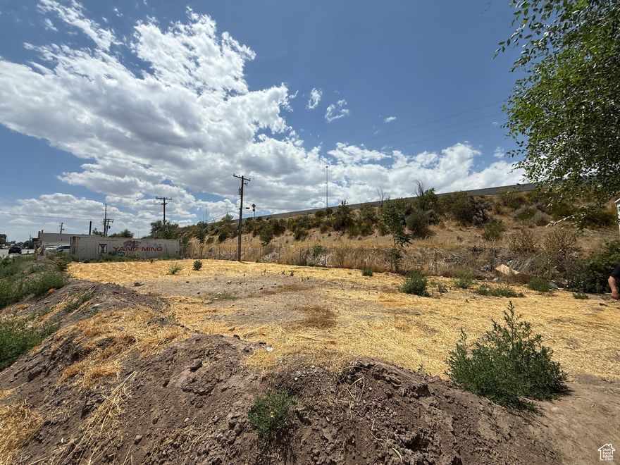 Great commercial land just off 13th South. freeway exposure. Close to Target and Walmart. Sale includes parcels 15-12-377-05, 06, 08.