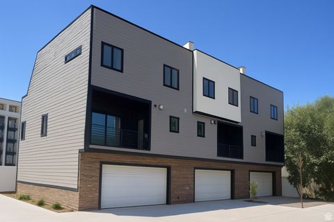 Photo of 4344 S MAIN ST, Salt Lake City, UT 84107 (MLS # 2067751)