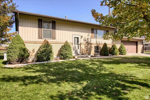 Photo of 2390 W PIONEER RD, Marriott Slaterville, UT 84404 (MLS # 2119806) Photo of 2390 W PIONEER RD, Marriott Slaterville, UT 84404 (MLS # 2119806)