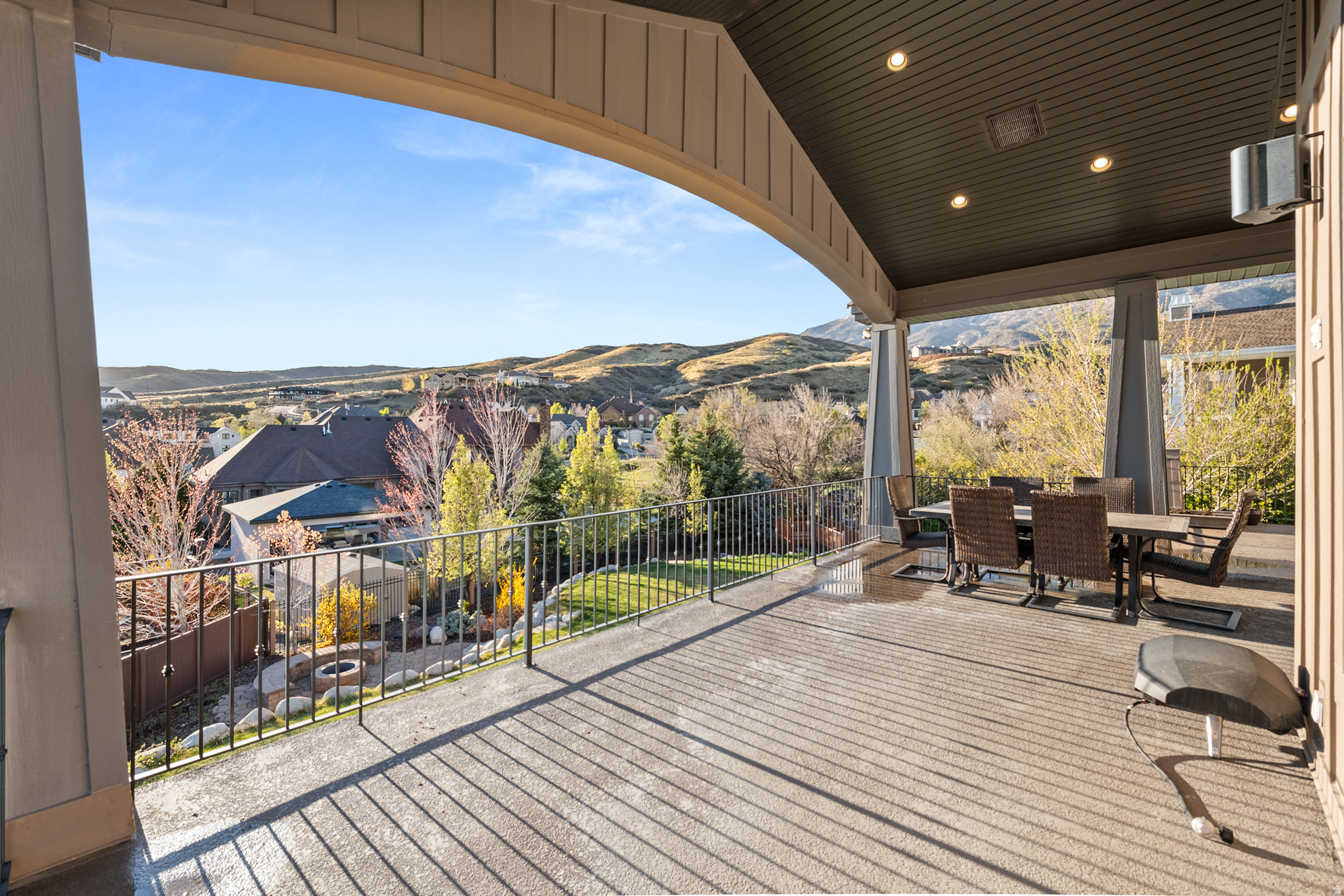 HERITAGE HILLS - Residential