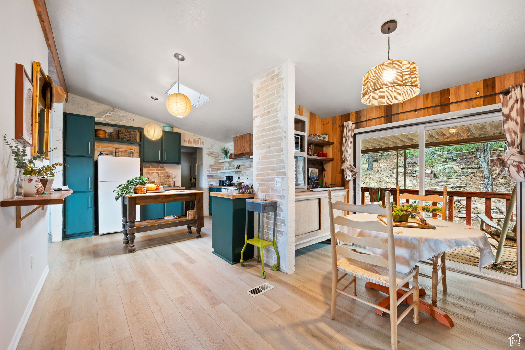 APPLE VALLEY RANCH 1 - Residential