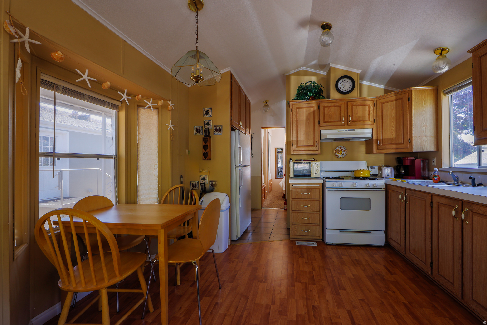 HARRISBURG LAKESIDE ESTATES - Residential