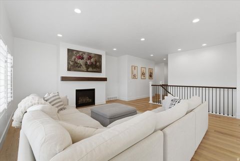 Tiny photo for 12772 S MCCARTNEY WAY, Riverton, UT 84065 (MLS # 2135239)