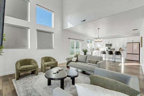 Tiny photo for 975 W 950 S, American Fork, UT 84003 (MLS # 2126061)