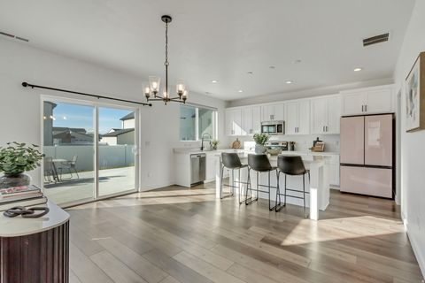 Tiny photo for 975 W 950 S, American Fork, UT 84003 (MLS # 2126061)