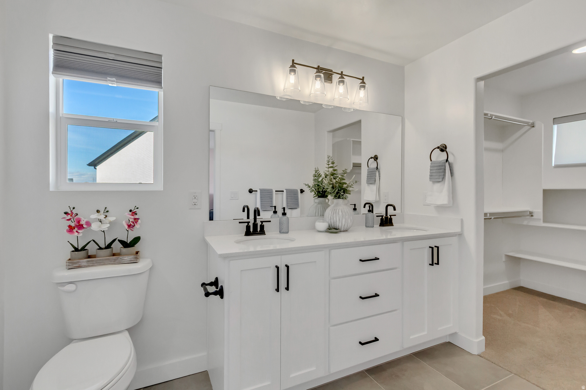 LAKESHORE LANDING - Residential