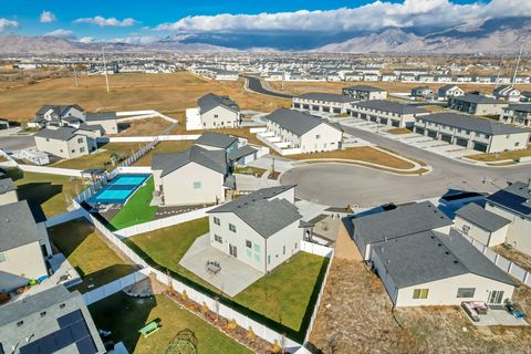 Tiny photo for 975 W 950 S, American Fork, UT 84003 (MLS # 2126061)