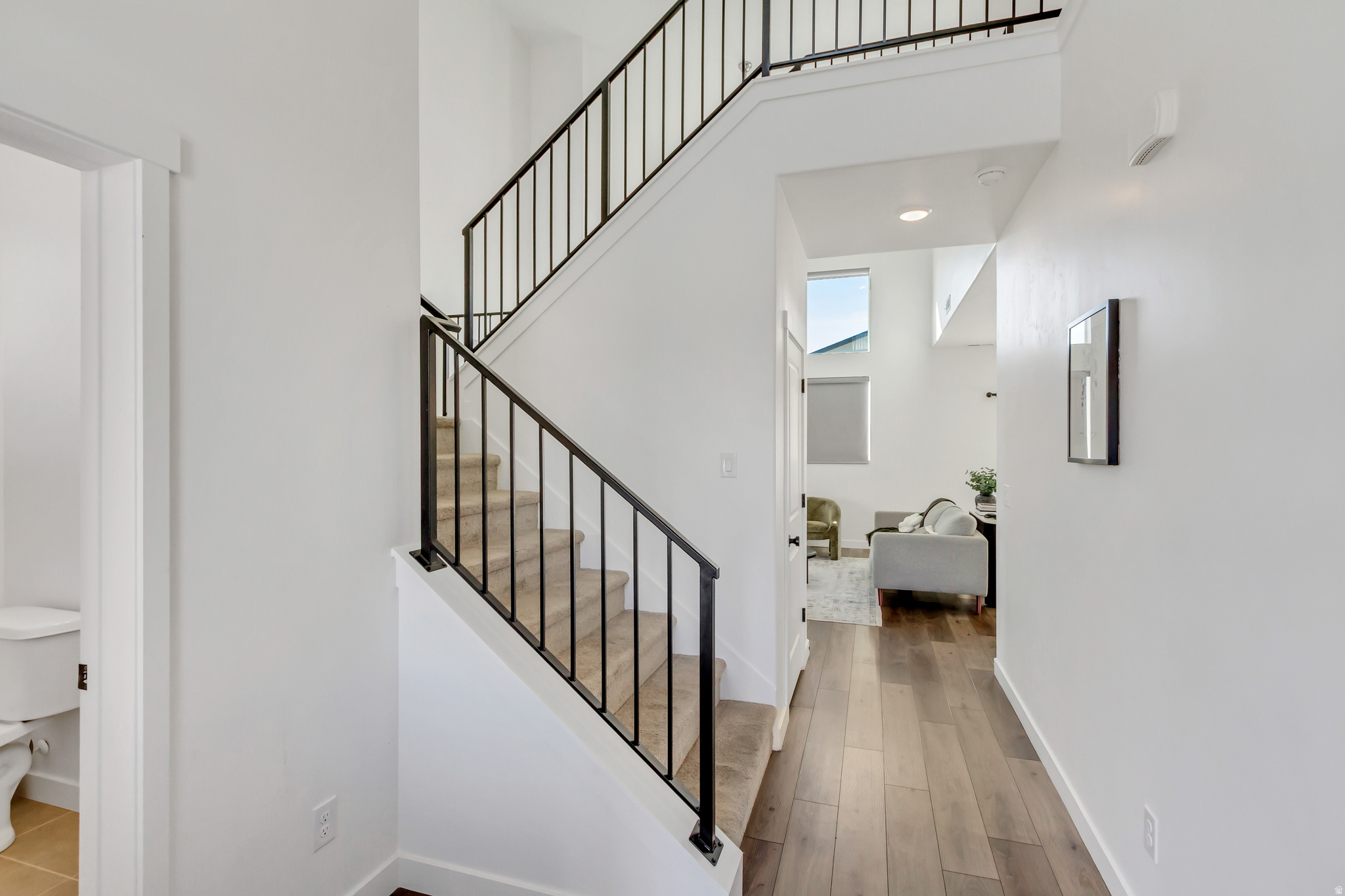 LAKESHORE LANDING - Residential