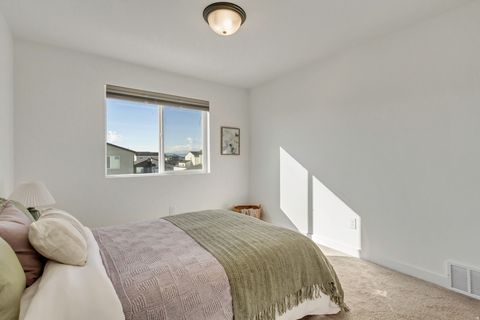 Tiny photo for 975 W 950 S, American Fork, UT 84003 (MLS # 2126061)