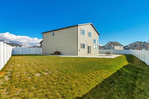 Tiny photo for 975 W 950 S, American Fork, UT 84003 (MLS # 2126061)