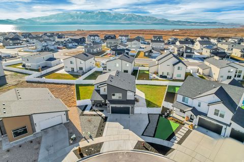 Tiny photo for 975 W 950 S, American Fork, UT 84003 (MLS # 2126061)