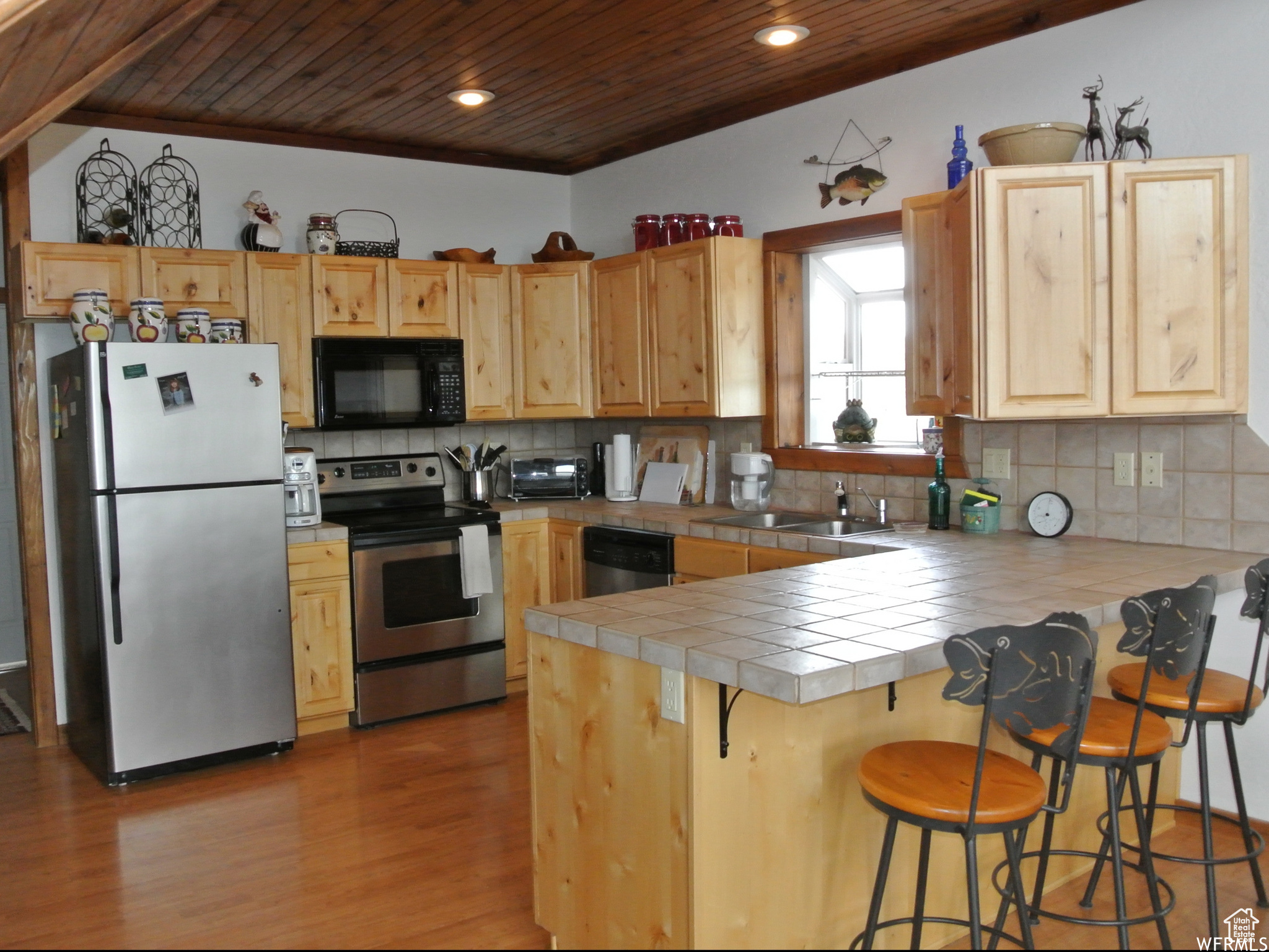 BL WEST PLAT B - Residential