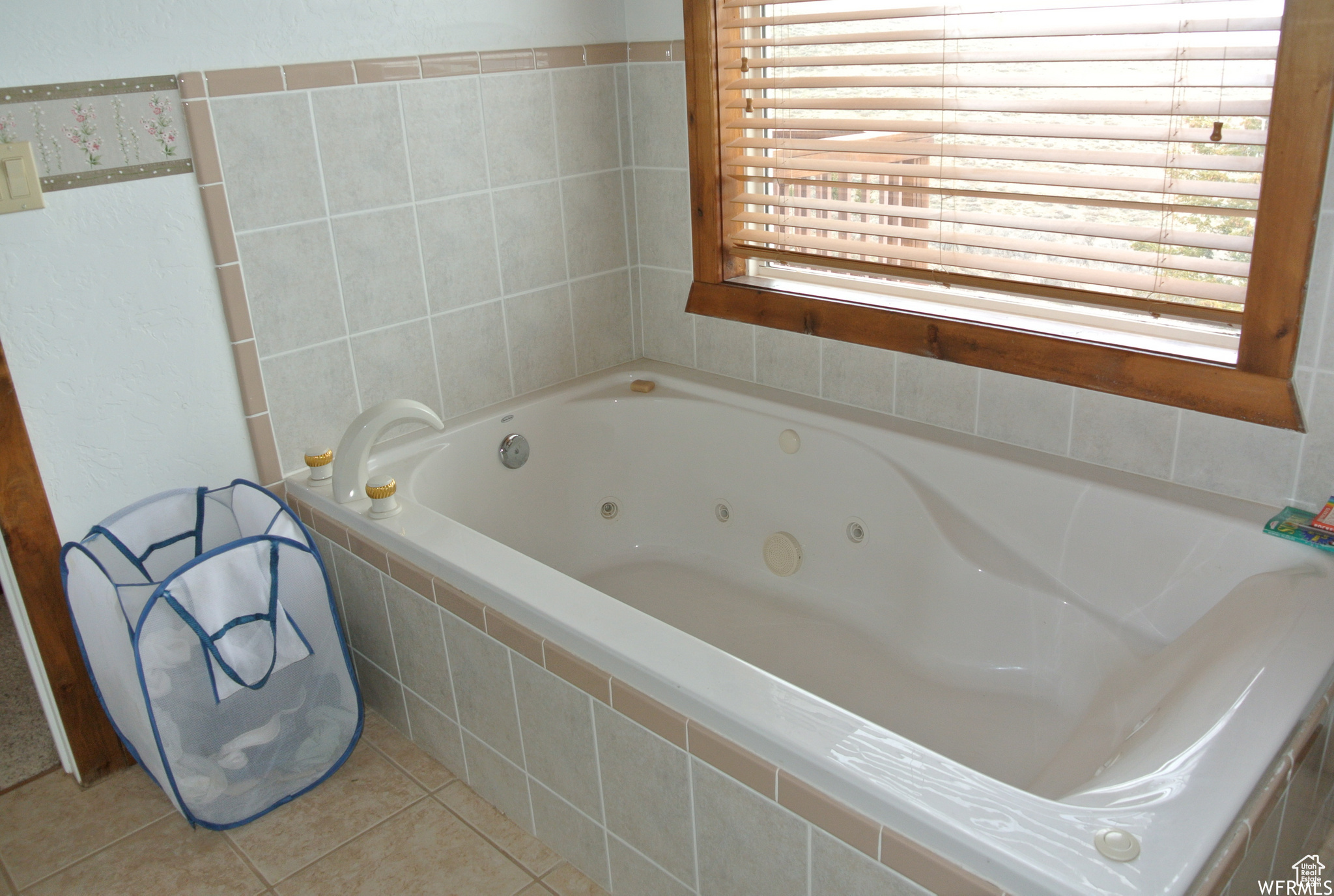 BL WEST PLAT B - Residential