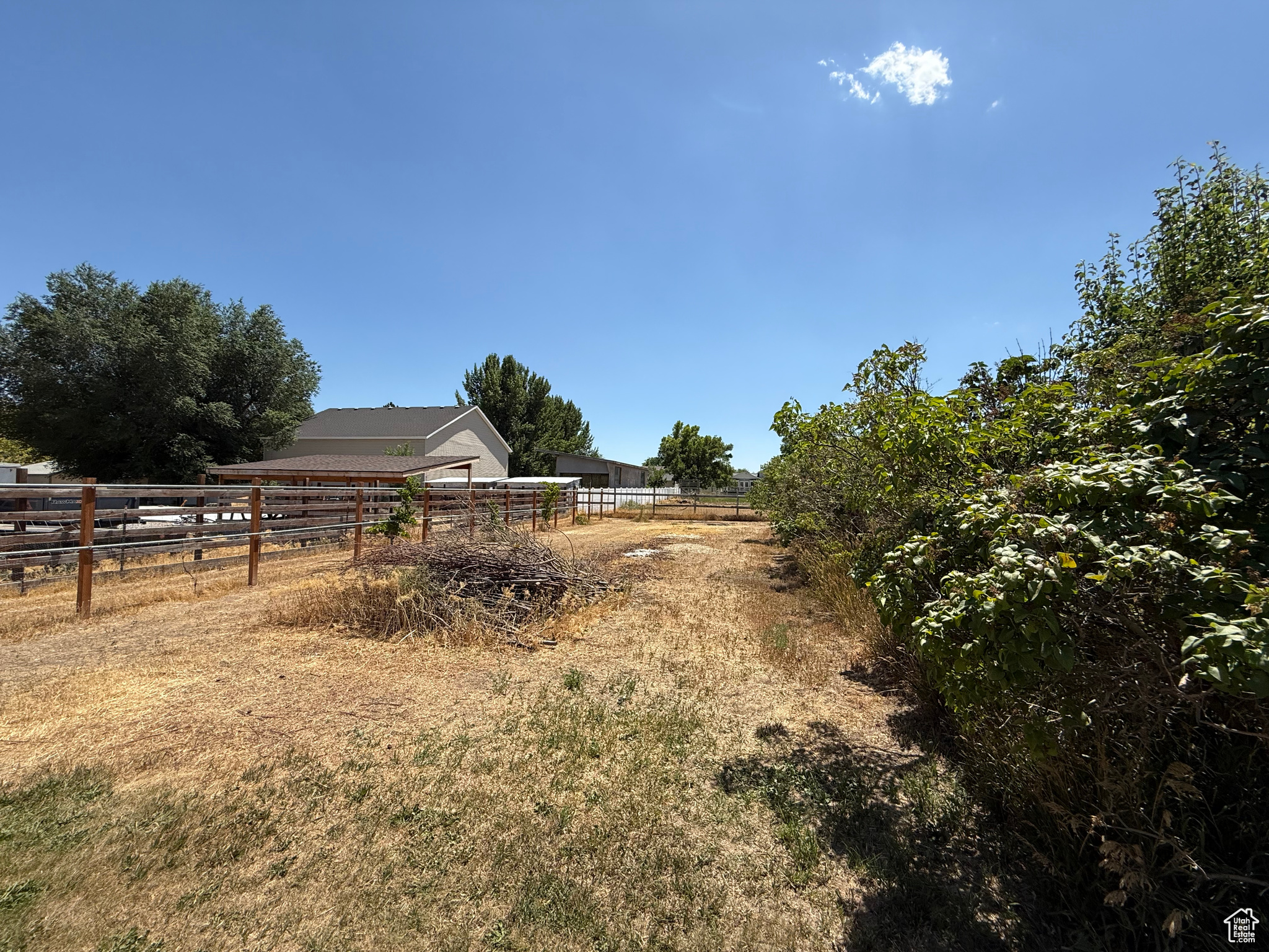 GROVER ESTATES #2 - Residential